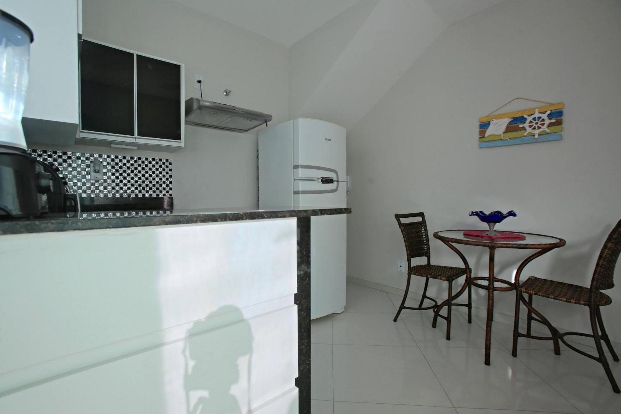 Estudio Com Ar Refrigerado A 300 M Praia Cabo Frio Esterno foto